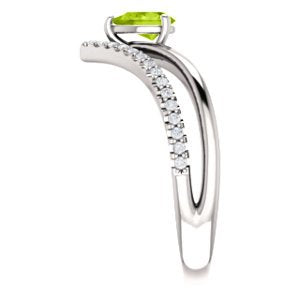 Peridot Pear and Diamond Chevron Sterling Silver Ring (.145 Ctw, G-H Color, I1 Clarity), Size 7