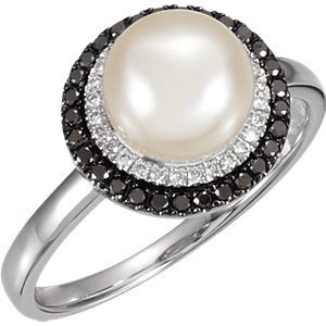 14k White Gold Freshwater Cultured Pearl, Black and White Diamond Halo Ring, Size 6 to 7