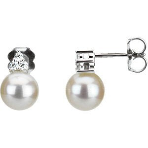 Freshwater Cultured White Pearl 1/8 Ctw Diamond Earrings, 14k White Gold (7-7.5 MM)