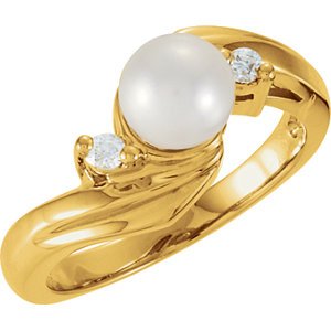 White Akoya Cultured Pearl and Diamond Bypass Ring, 14k Yellow Gold (6.50mm) (.125Ctw, G-H Color, I1 Clarity)