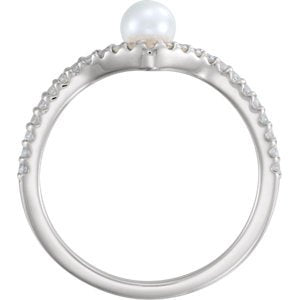 Platinum White Freshwater Cultured Pearl, Diamond Asymmetrical Ring (4-4.5mm)(.2 Ctw, G-H Color, SI2-SI3 Clarity)