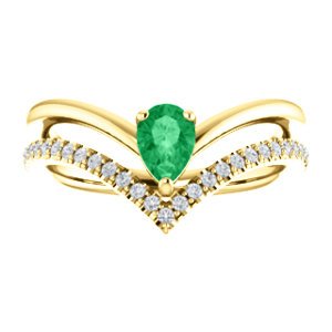 Chatham Created Emerald Pear and Diamond Chevron 14k Yellow Gold Ring (.145 Ctw, G-H Color, I1 Clarity), Size 6.5