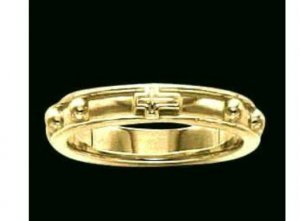 14k Yellow Gold Rosary Ring, Size 7