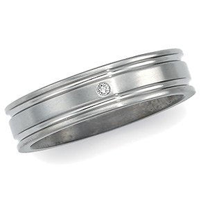 Titanium Diamond 6mm Comfort Fit Band Size 9 (.025 Ct. GH Color, SI1-2 Clarity)