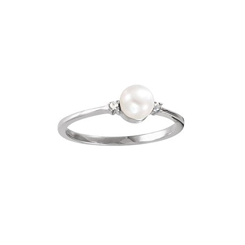 Platinum White Freshwater Cultured Pearl and Diamond Ring (7.00-7.50 mm) (.025Ctw, G-H Color, SI2-SI3 Clarity)
