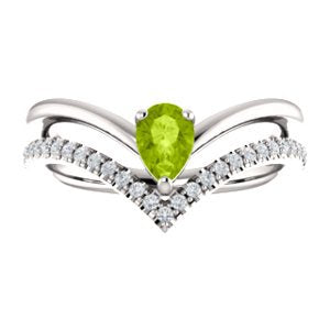 Peridot Pear and Diamond Chevron Sterling Silver Ring (.145 Ctw,G-H Color, I1 Clarity)