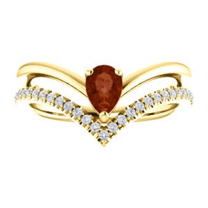 Mozambique Garnet Pear and Diamond Chevron 14k Yellow Gold Ring (.145 Ctw,G-H Color, I1 Clarity)