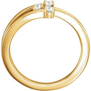 3-Stone Diamond Past, Present, Future Ring, 14k Yellow Gold, Size 7 (.20 Ctw, GH Color, I1 Clarity)