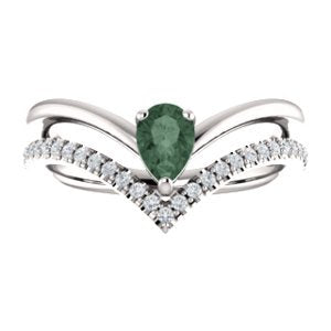 Chatham Created Alexandrite Pear and Diamond Chevron Sterling Silver Ring (.145 Ctw,G-H Color, I1 Clarity)