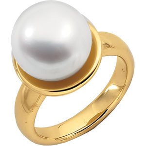 White South Sea Cultured Pearl Ring, 18k Yellow Gold (12mm) Size 6.25