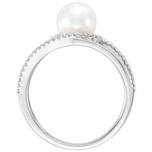 White Freshwater Cultured Pearl, Diamond Negative Space Ring, Rhodium-Plated 14k White Gold (7.5-8.00)(.125Ctw, Color G-H, Clarity I1) Size 7