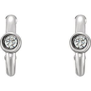 Diamond J-Hoop Earrings, Rhodium-Plated 14k White Gold (.125 Ctw, G-H Color, I1 Clarity )