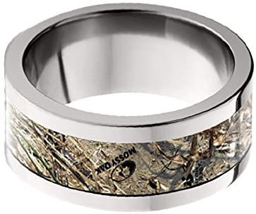 Mossy Oak Duck Blind Camo 10mm Comfort-Fit Titanium Ring, Size 11.75