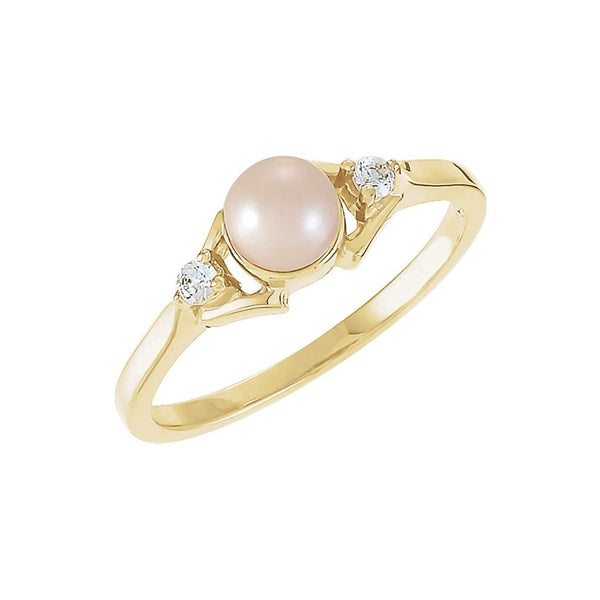 White Akoya Cultured Pearl and Diamond Ring, 14k Yellow Gold (5mm) (.06Ctw, G-H Color, I1 Clarity) Size 6