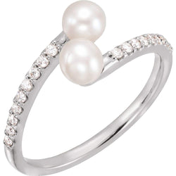 White Freshwater Cultured Pearl, Diamond Bypass Ring, Sterling Silver (4.5-5 mm)(.16Ctw, Color G-H, Clarity SI2-SI3)