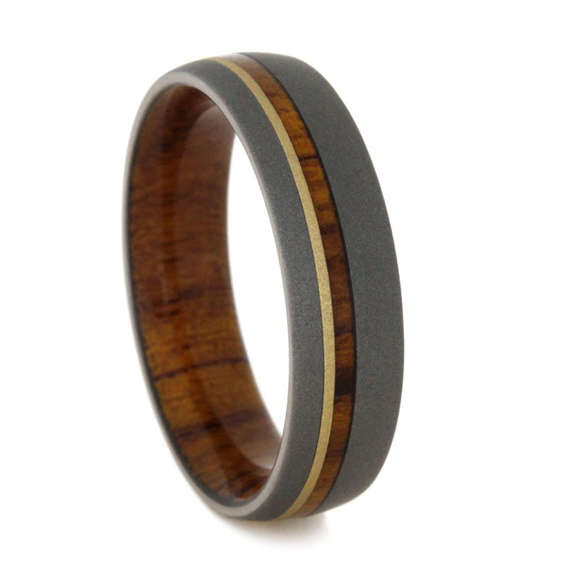 Ironwood, 14k Yellow Gold Pinstripe 6mm Comfort-Fit Sandblast Titanium Wedding Band