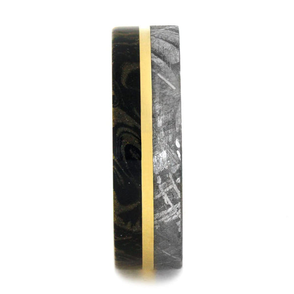 Gibeon Meteorite, Black and Yellow Mokume, 14k Yellow Gold 7mm Comfort-Fit Titanium Band, Size 10.75