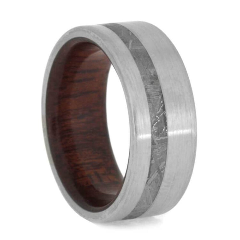 The Men's Jewelry Store (Unisex Jewelry) Gibeon Meteorite, Brushed Titanium 8mm Bloodwood Comfort-Fit Band