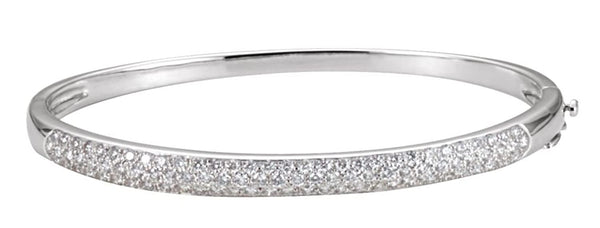 Diamond Bangle Bracelet, 14k White Gold, 7" (1.5 Cttw, GH Color , I1 Clarity )