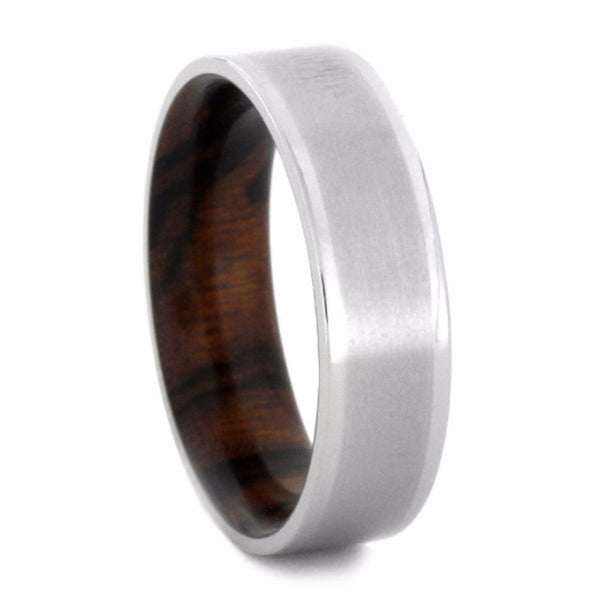 The Men's Jewelry Store (Unisex Jewelry) Desert Ironwood with Matte Titanium 6mm Comfort-Fit Band