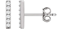 Platinum Diamond Vertical Bar Earrings (1/10 Ctw, Color G-H, Clarity SI2-SI3)