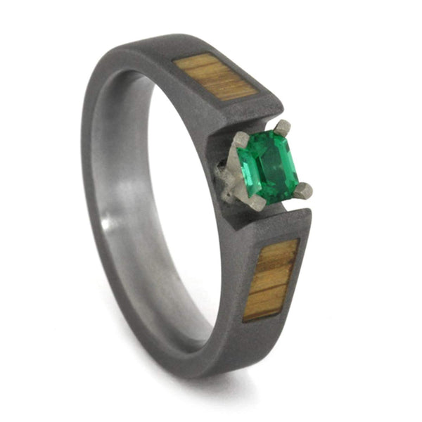 Emerald Cathedral, Oak Wood 4mm Comfort-Fit Sandblast Titanium Band