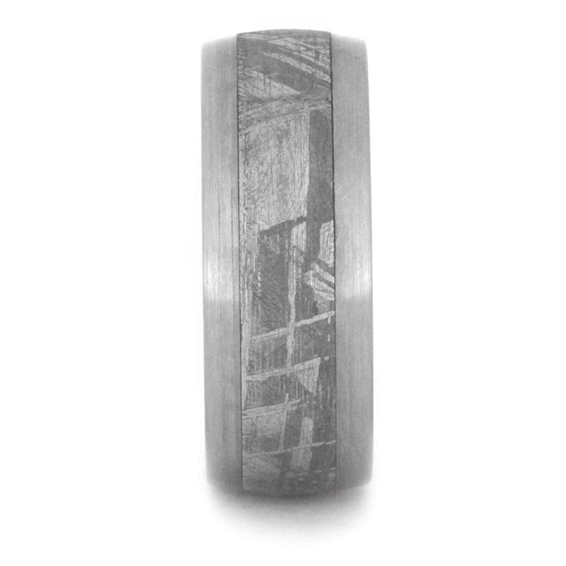 Gibeon Meteorite, Brushed Titanium 9mm Comfort-Fit Whiskey Barrel Oak Wood Band