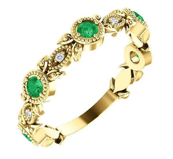 Chatham Created Emerald and Diamond Vintage-Style Ring, 14k Yellow Gold (0.03 Ctw, G-H Color, I1 Clarity)