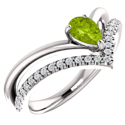 Peridot Pear and Diamond Chevron Sterling Silver Ring (.145 Ctw,G-H Color, I1 Clarity)