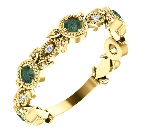 Chatham Created Alexandrite and Diamond Vintage-Style Ring 14k Yellow Gold (0.03 Ctw, G-H Color, I1 Clarity)