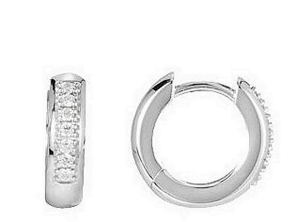 Diamond Hoop Earrings, Rhodium-Plated 14k White Gold (.07 Ctw, Color G-H, Clarity I1)